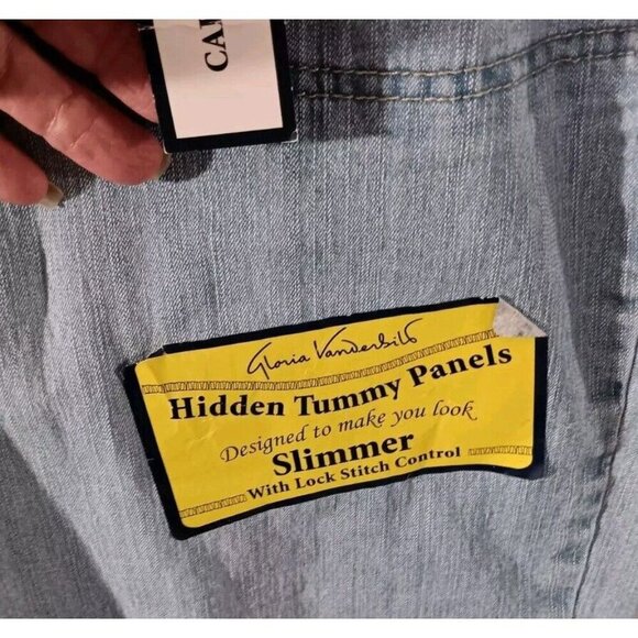 Gloria Vanderbilt Denim Capris with Floral Hem - Picture 8 of 8